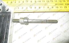 Шпилька крепления клапанной крышки Doosan 65.90201-0081