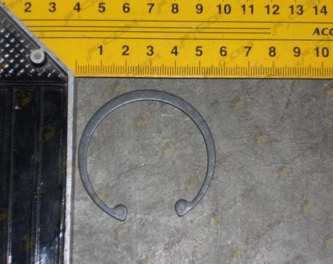 Кольцо стопорное на крестовину d=52 HOWO 99100310703